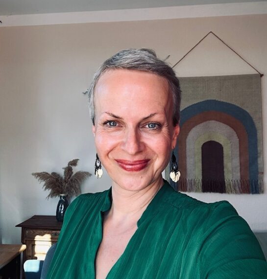 Claudia Sawade-Maaß, Diplom Psychologin, Systemische Therapeutin und Psychoonkologin, Praxis für Psychologische Online-Beratung, Paarberatung, Familienberatung, Paarcoaching, Familientherapie, Systemische Therapie, Entspannung, Stressreduktion und Psychotherapie